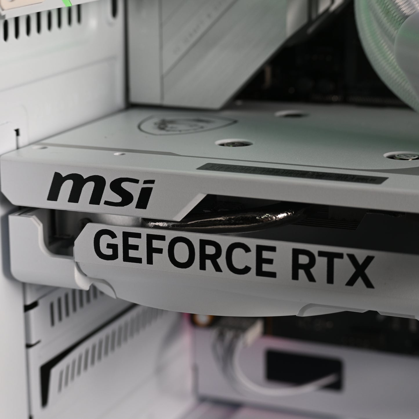INTEL i5 14600KF | RTX 5060 | White RGB Liquid Cooled Gaming Pc