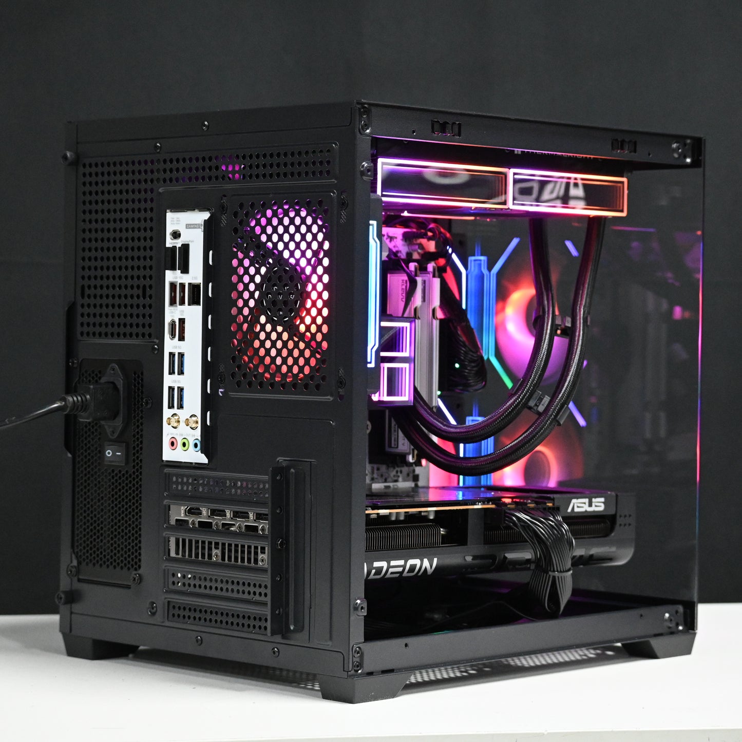 Ryzen 7 7800x3D | AMD 9070XT | Gaming PC